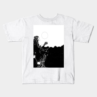 Eyeball to eyeball with the sky. Kids T-Shirt